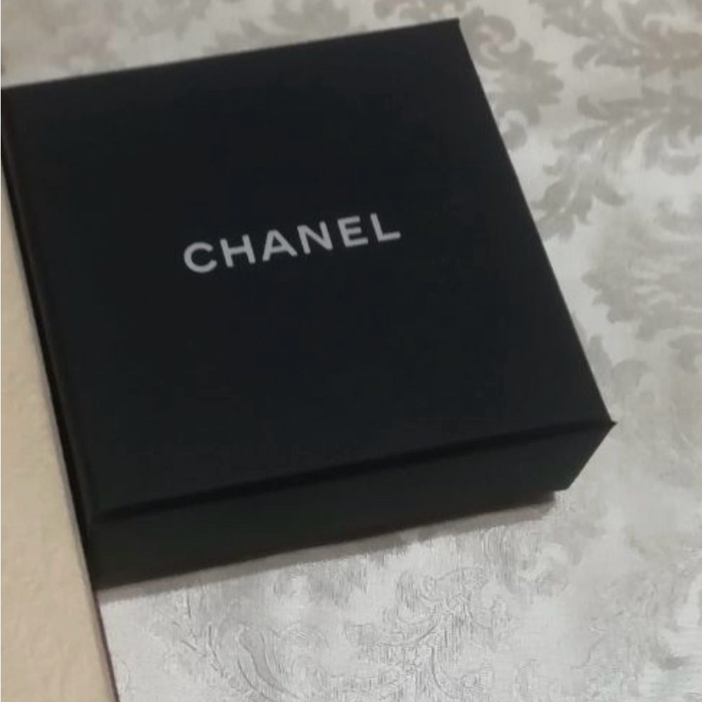 Authentic Chanel Brooch - Picture 8 of 8